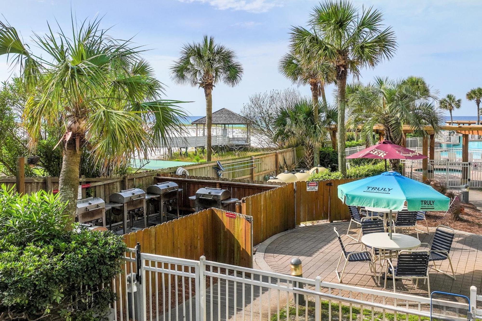 Pelican Beach Resort By Panhandle Getaways Destin Esterno foto